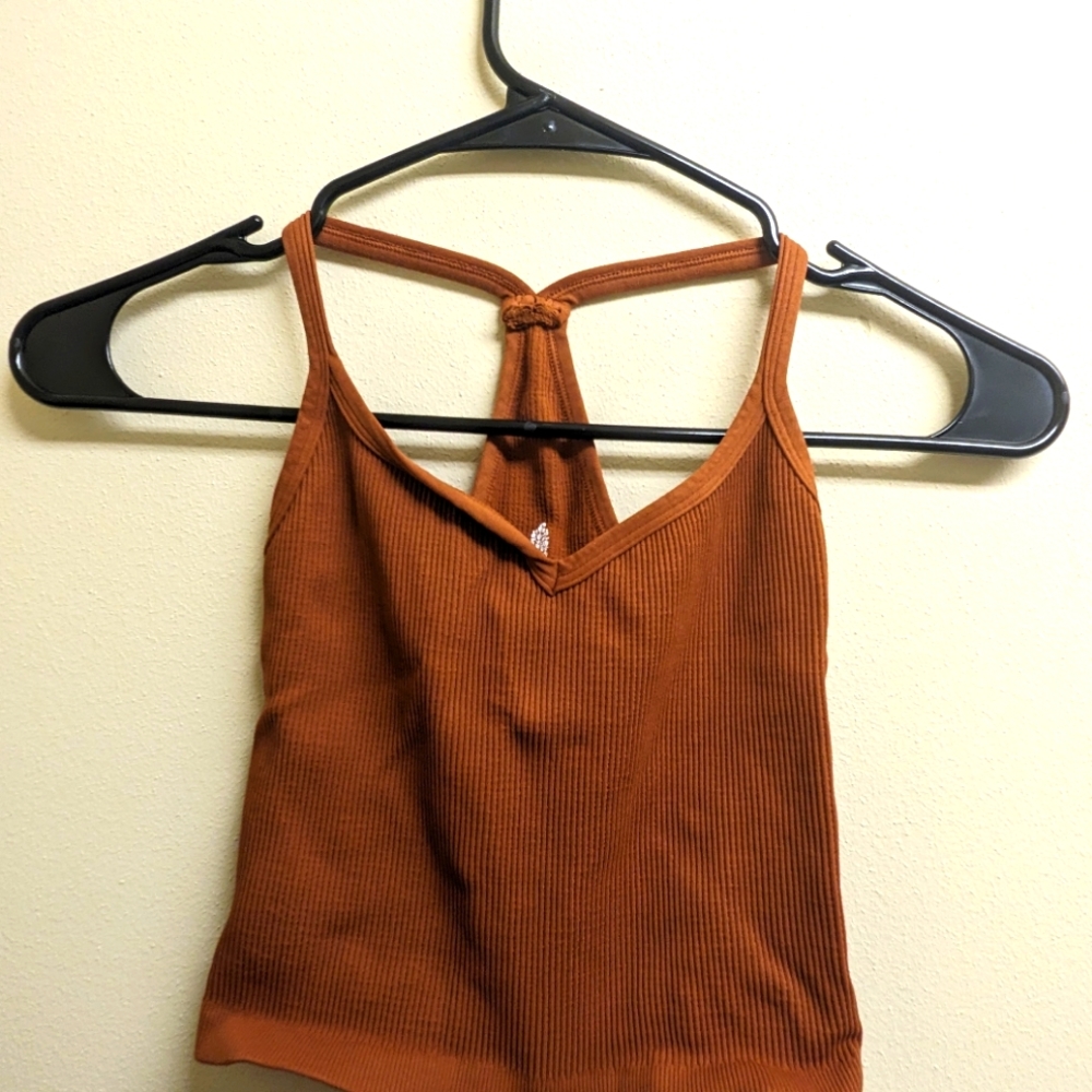 Free people movement ribbed crop top!